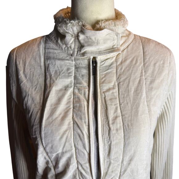 Reebok Classic Quilted Cotton Zip Jacket, Ivory Vintage, Women's Size Medium - Picture 2 of 7